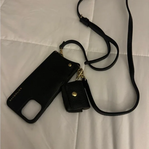 Bandolier Emma Crossbody Black/Gold.iPhone 12 Promax. Airpod case not included. - Picture 6 of 6